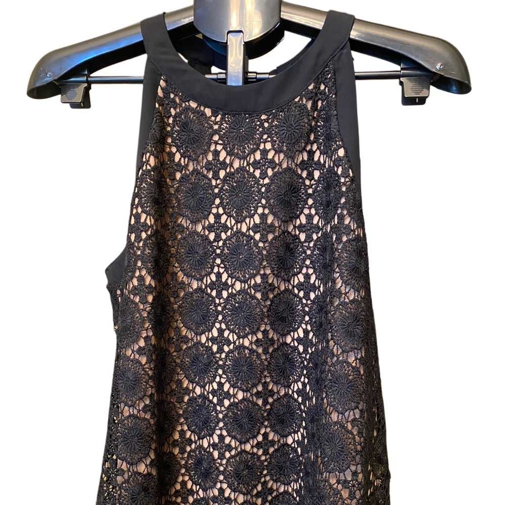 Halogen Black Sleeveless Lace Blouse